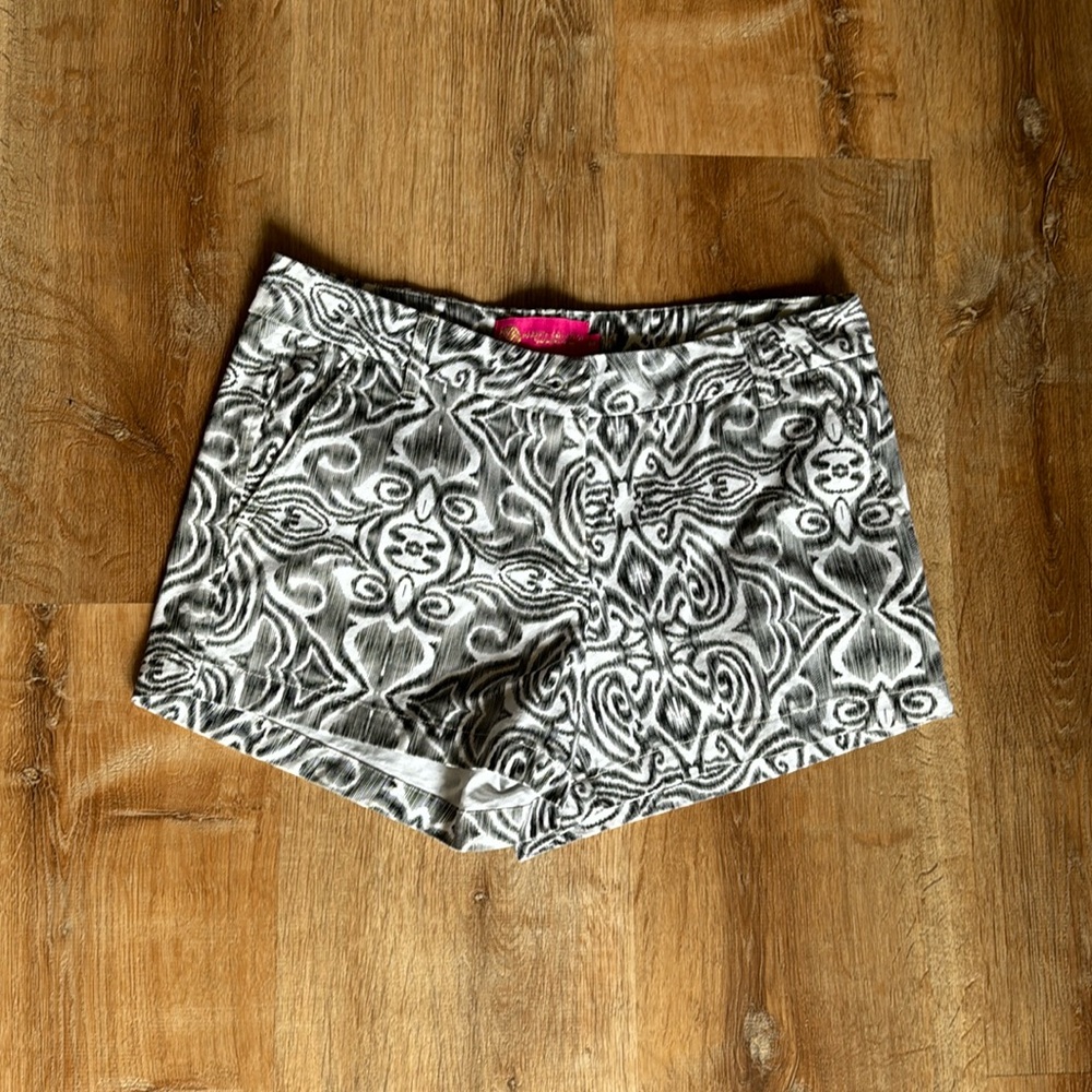 Medium Printed Shorts!